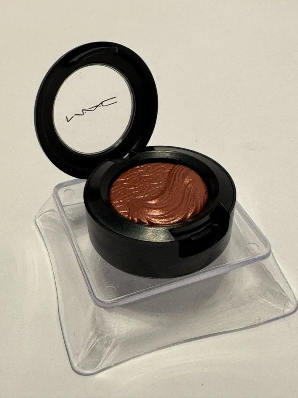 MAC Amorous Alloy Extra Dimension Eye Shadow Single Metallic Pot New